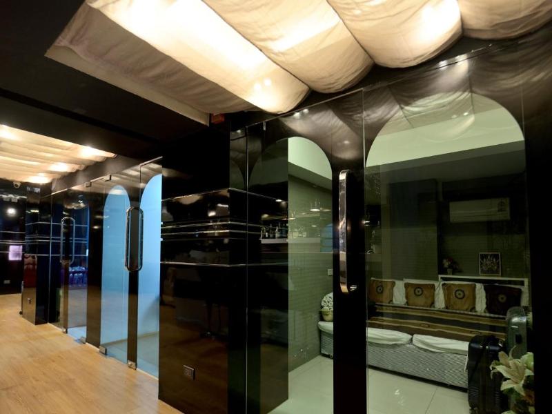 De Lux Bangkok Hotel image