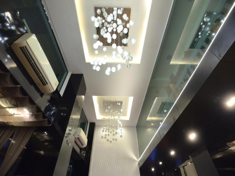 De Lux Bangkok Hotel image