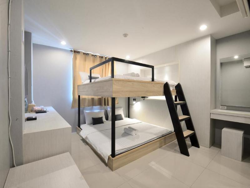 De Lux Bangkok Hotel image