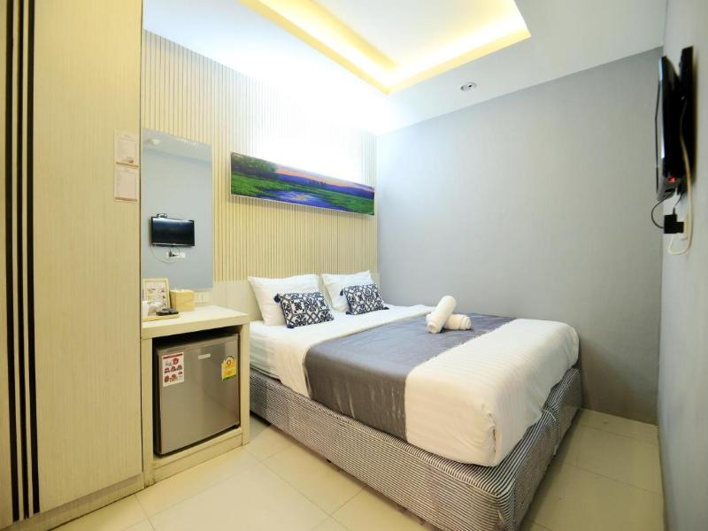 De Lux Bangkok Hotel image
