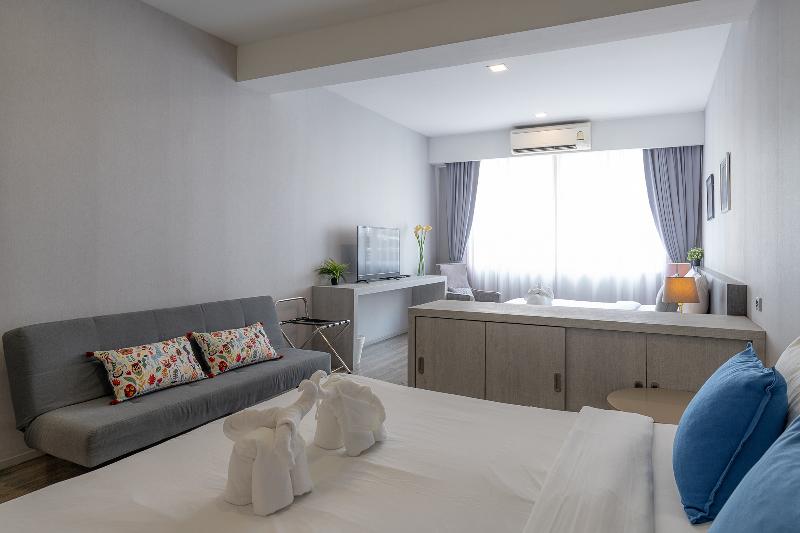 Ratchadamnoen Residence by ZUZU image