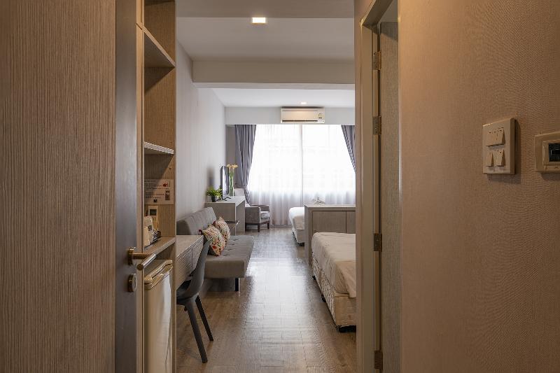 Ratchadamnoen Residence by ZUZU image