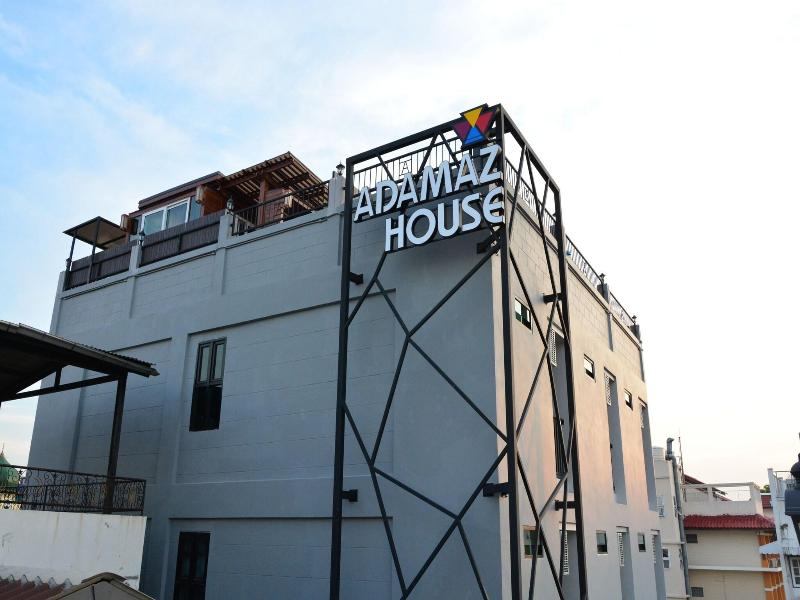 ADAMAZ HOUSE image
