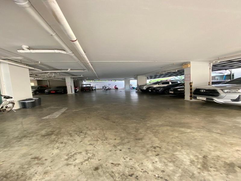 Pannapat Place image