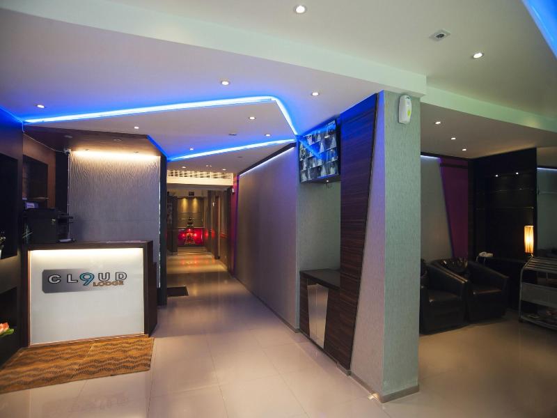 CLOUD NINE LODGE image