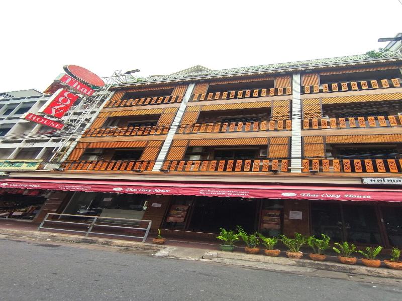 Thai Cozy House Hotel image