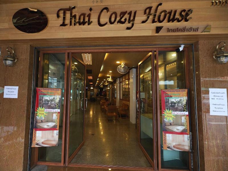 Thai Cozy House Hotel image