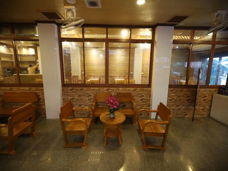 Thai Cozy House Hotel image