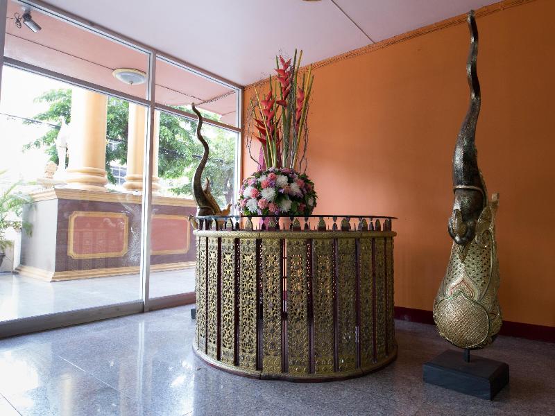King Royal II Hotel image