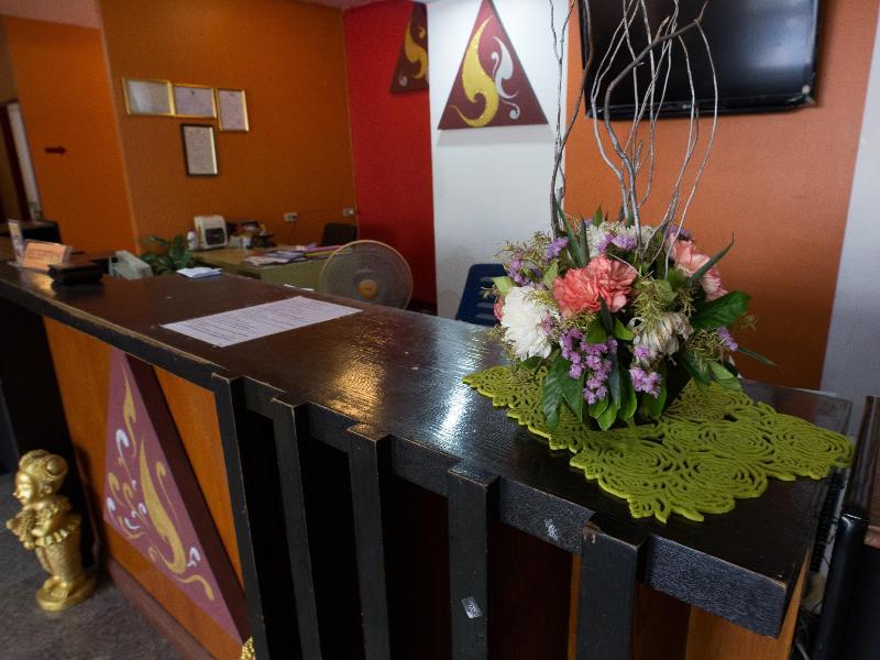 King Royal II Hotel image