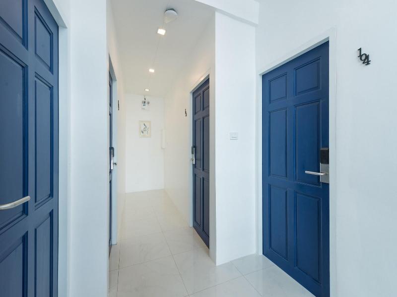 White Ivory Bed Breakfast image