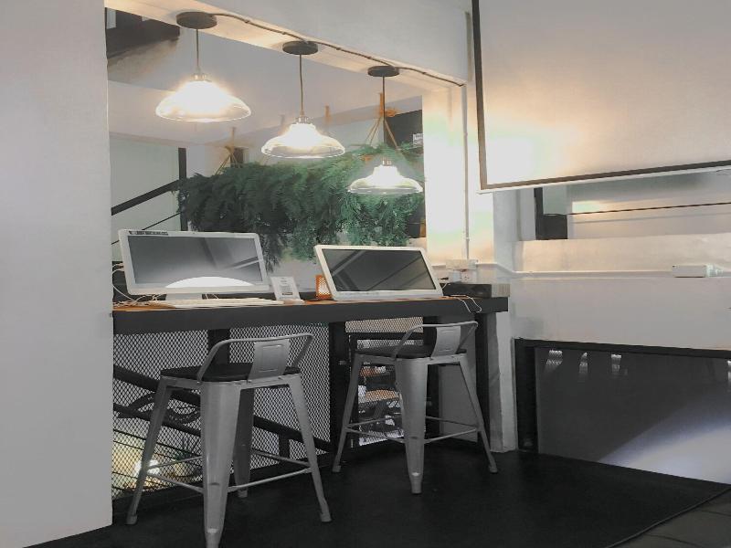 3 Howw Hostel at Sukhumvit 21 image