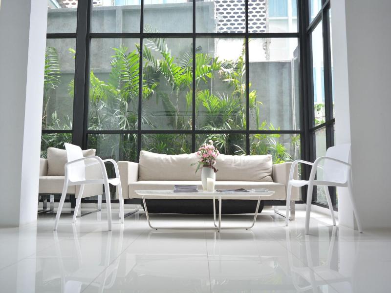Rezt Bangkok image