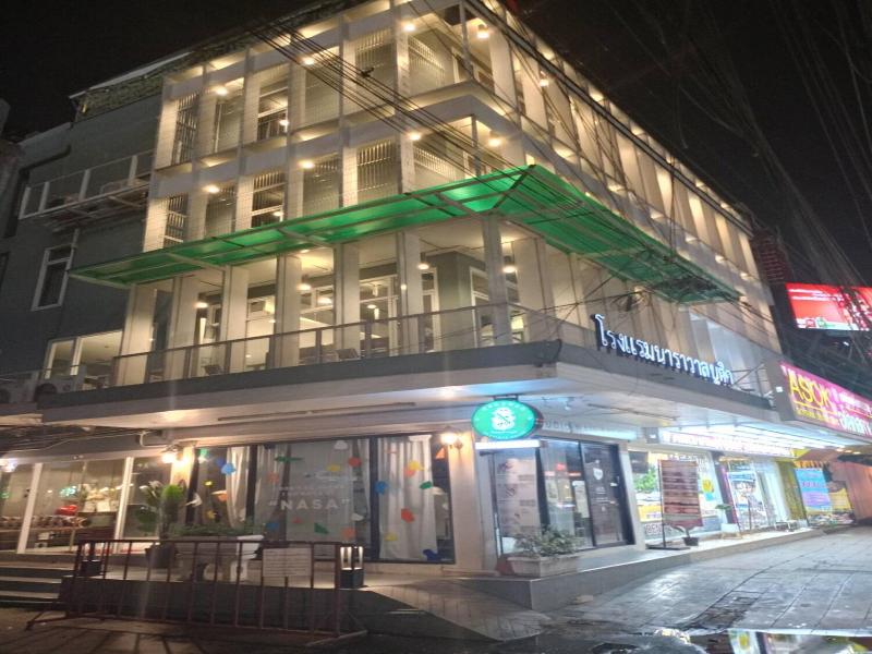 Homie Hostel & Cafe' image
