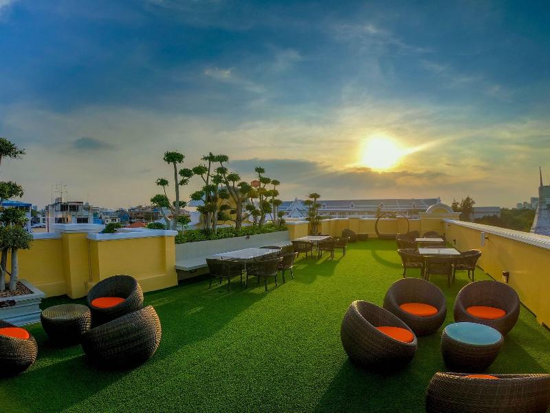 Siri Heritage Bangkok Hotel image