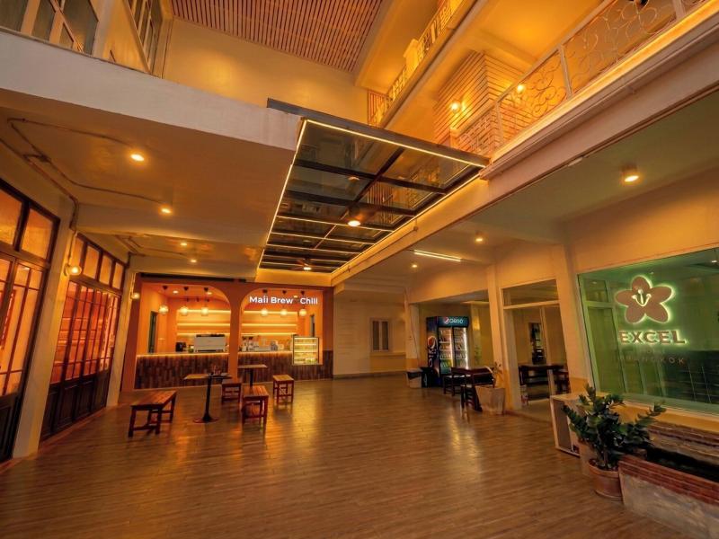 Sri Krungthep Hotel image