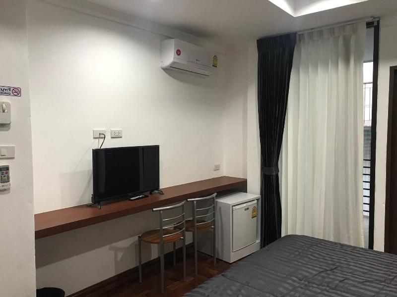 Nine Place Sukhumvit 46 image