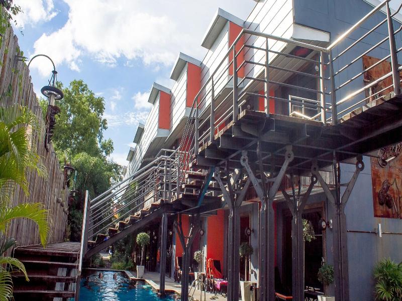 Nicky's Handlebar Hotel image