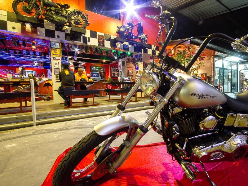 Nicky's Handlebar Hotel image