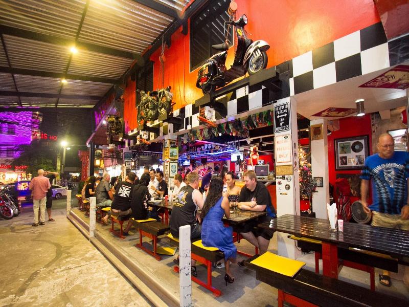 Nicky's Handlebar Hotel image