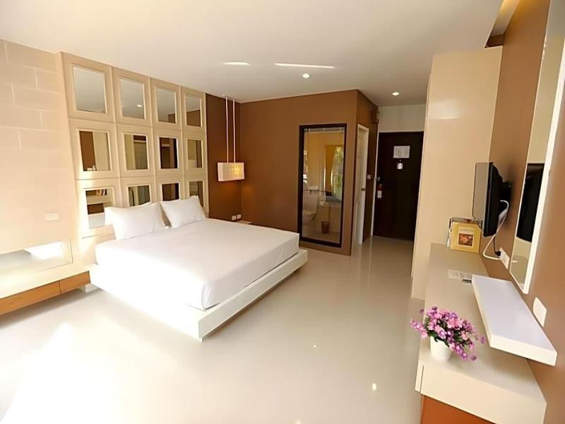 Naka Residence image