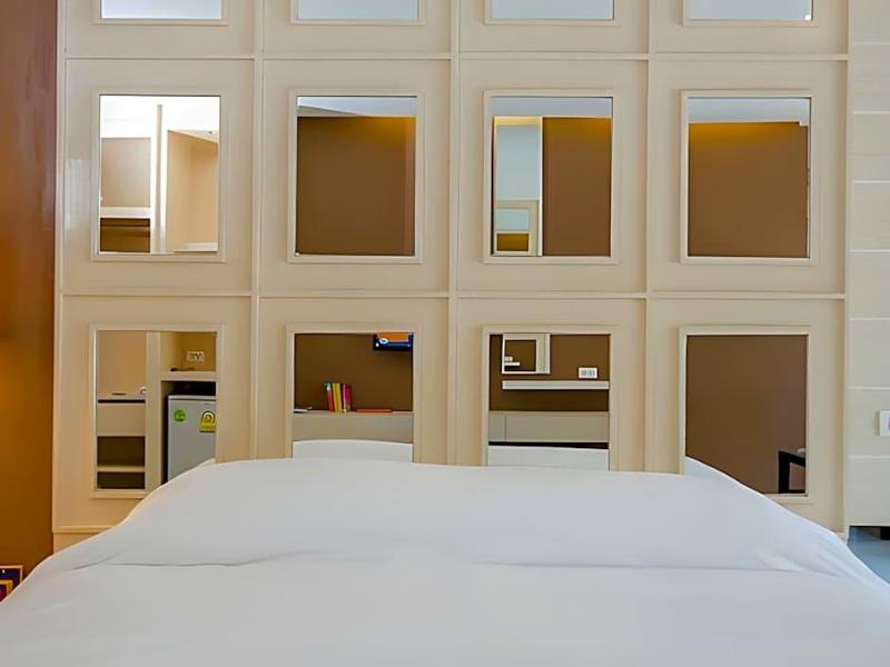 Naka Residence image