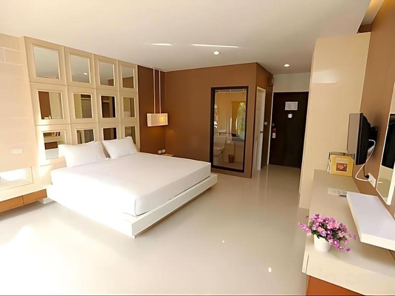 Naka Residence image