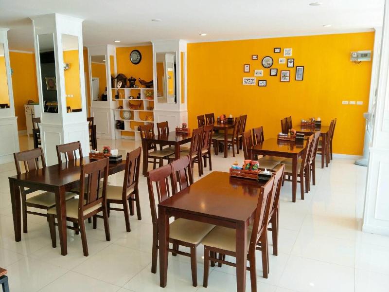 Phaithong Sotel Resort image