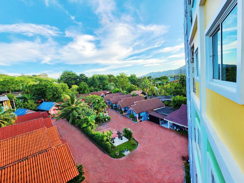 Phaithong Sotel Resort image