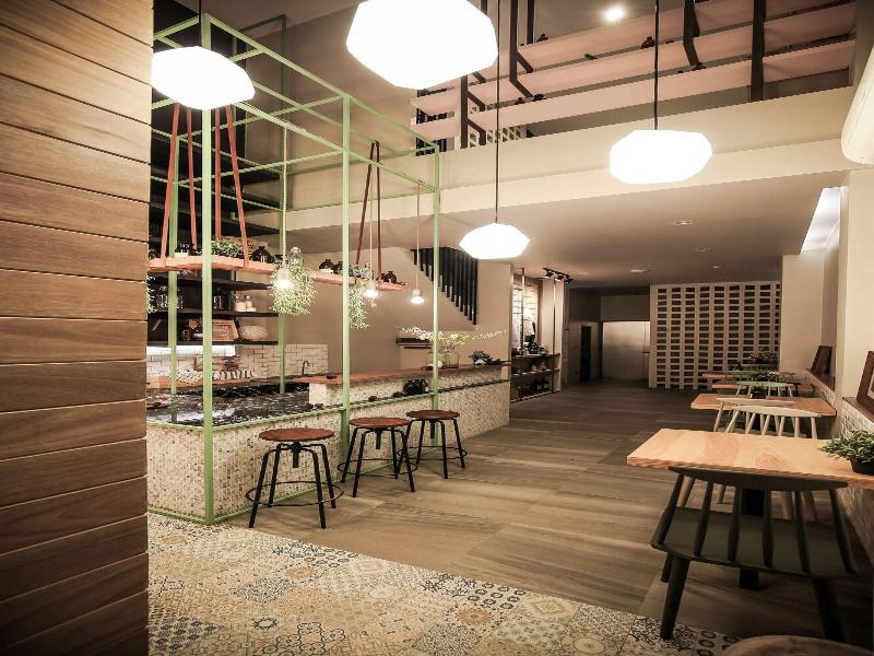 Sugar Ohana Poshtel image