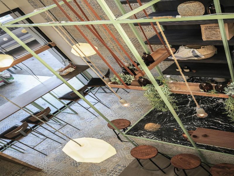 Sugar Ohana Poshtel image