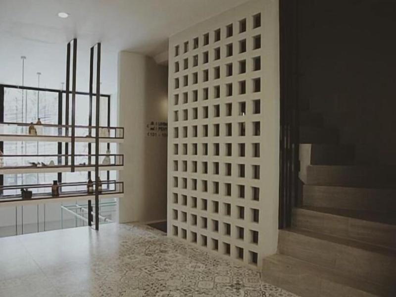 Sugar Ohana Poshtel image