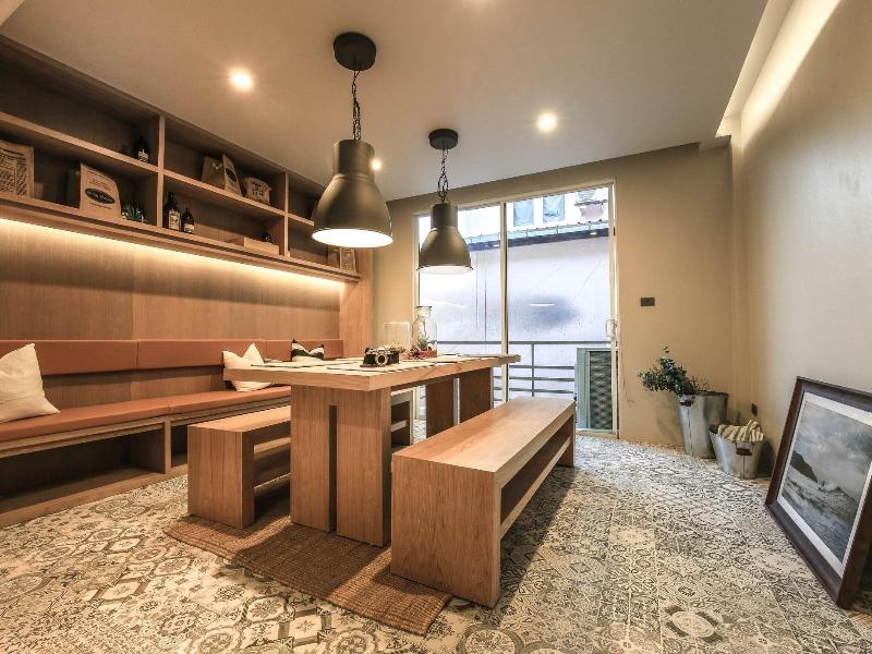 Sugar Ohana Poshtel image