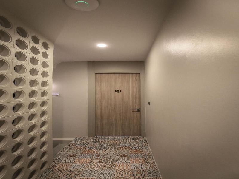 Sugar Ohana Poshtel image