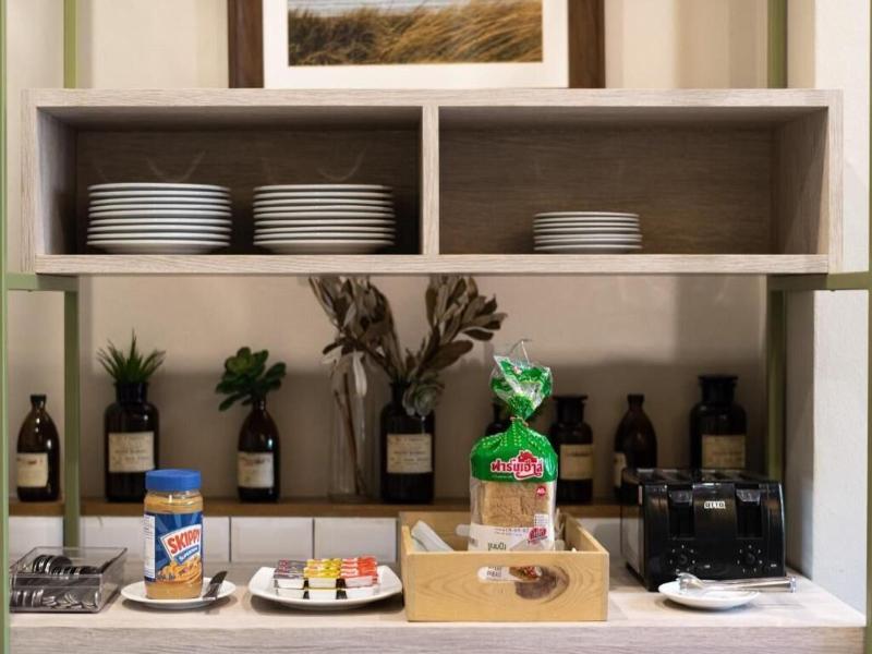 Sugar Ohana Poshtel image