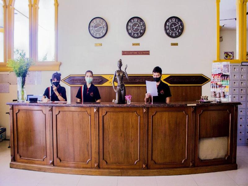People Place Hotel 2