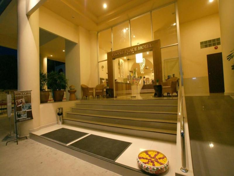 People Place Hotel 2