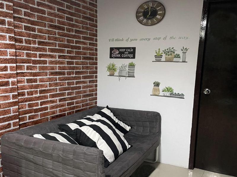 BB House Budget and Boutique