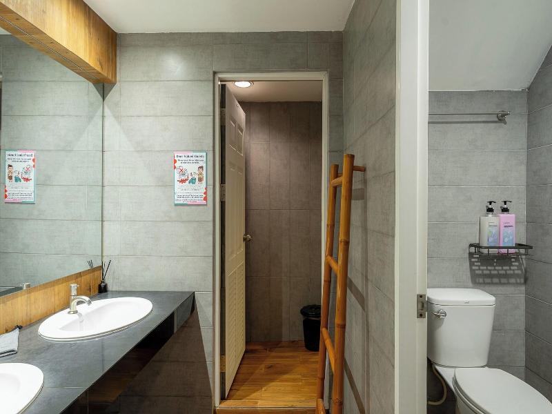 Ashi Hostel