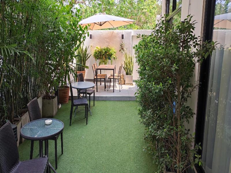 Hotel Montha