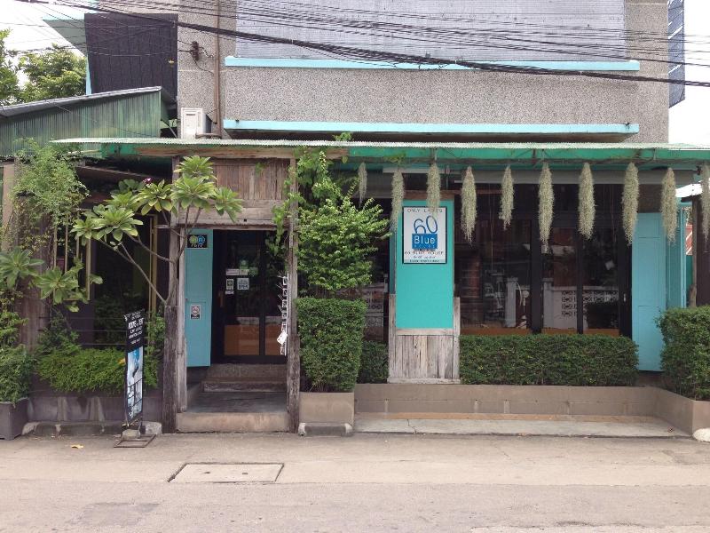 60BLUEHOUSE