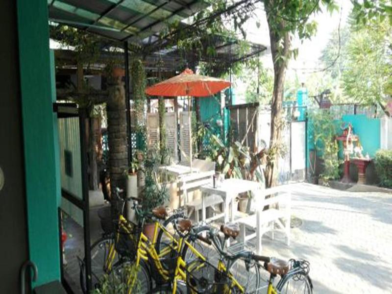 60BLUEHOUSE