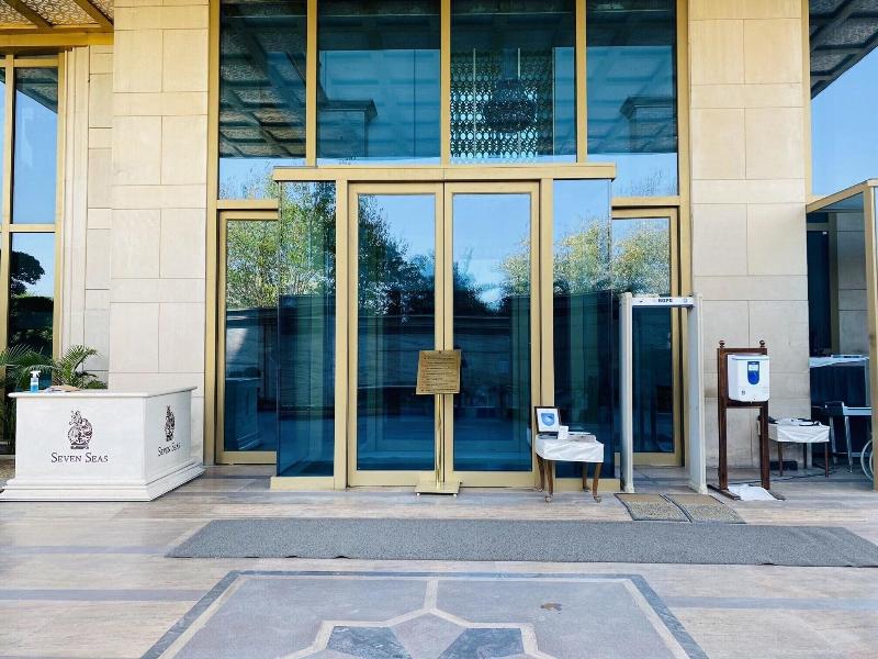 Seven Seas Hotel image