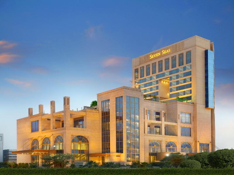 Seven Seas Hotel image