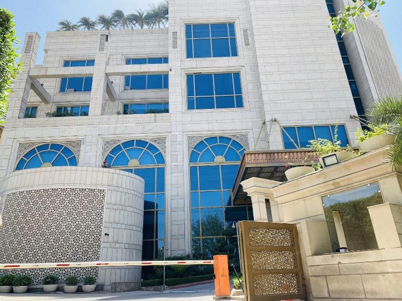 Seven Seas Hotel image