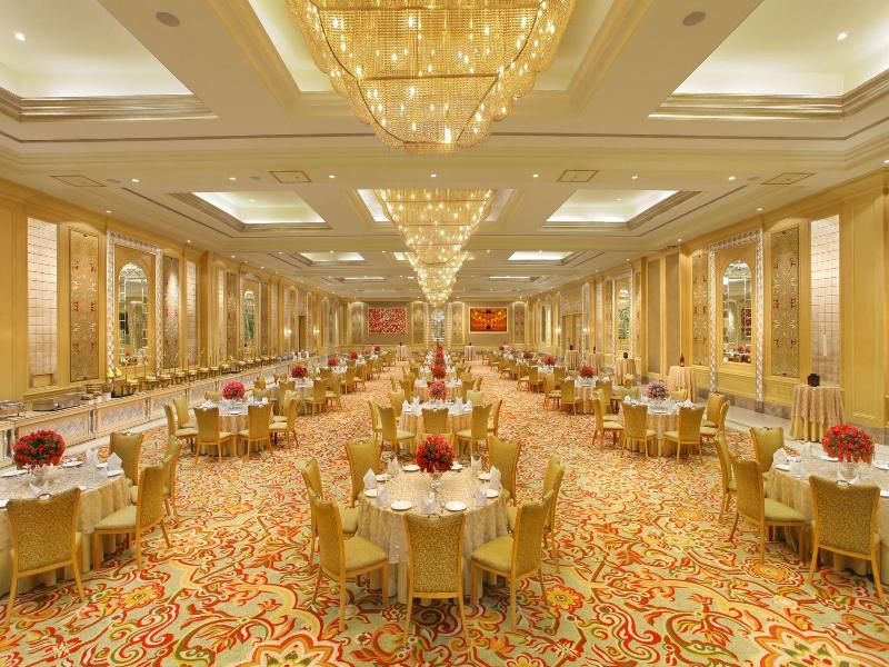 Seven Seas Hotel image