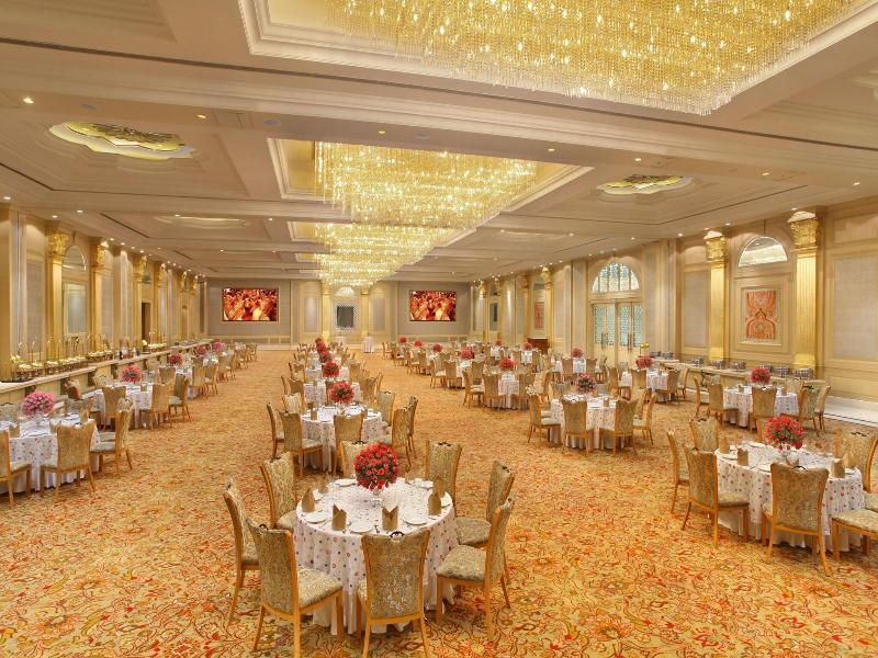 Seven Seas Hotel image