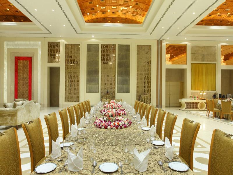 Seven Seas Hotel image
