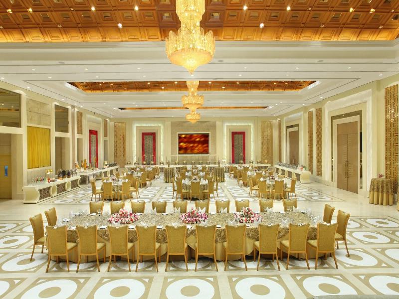 Seven Seas Hotel image