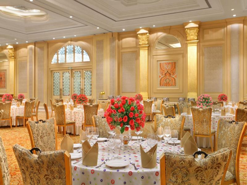 Seven Seas Hotel image